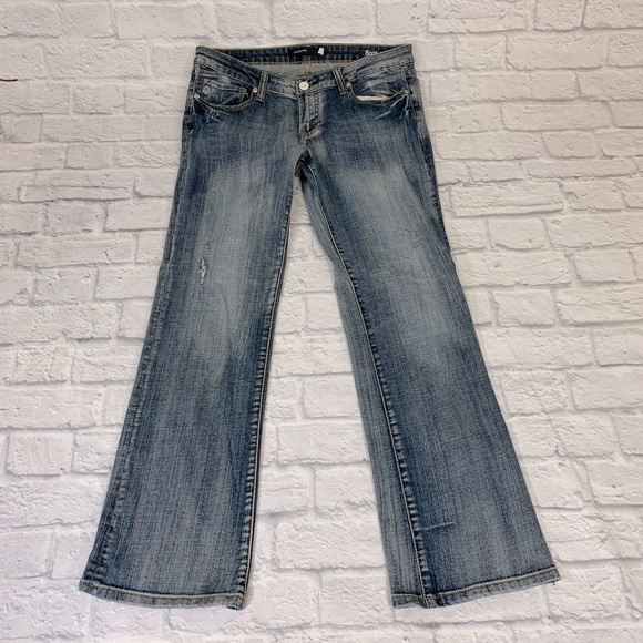 Vigoss Bootcut Flap distressed Jeans Size 11 Medium wash denim Stretch - Picture 3 of 14